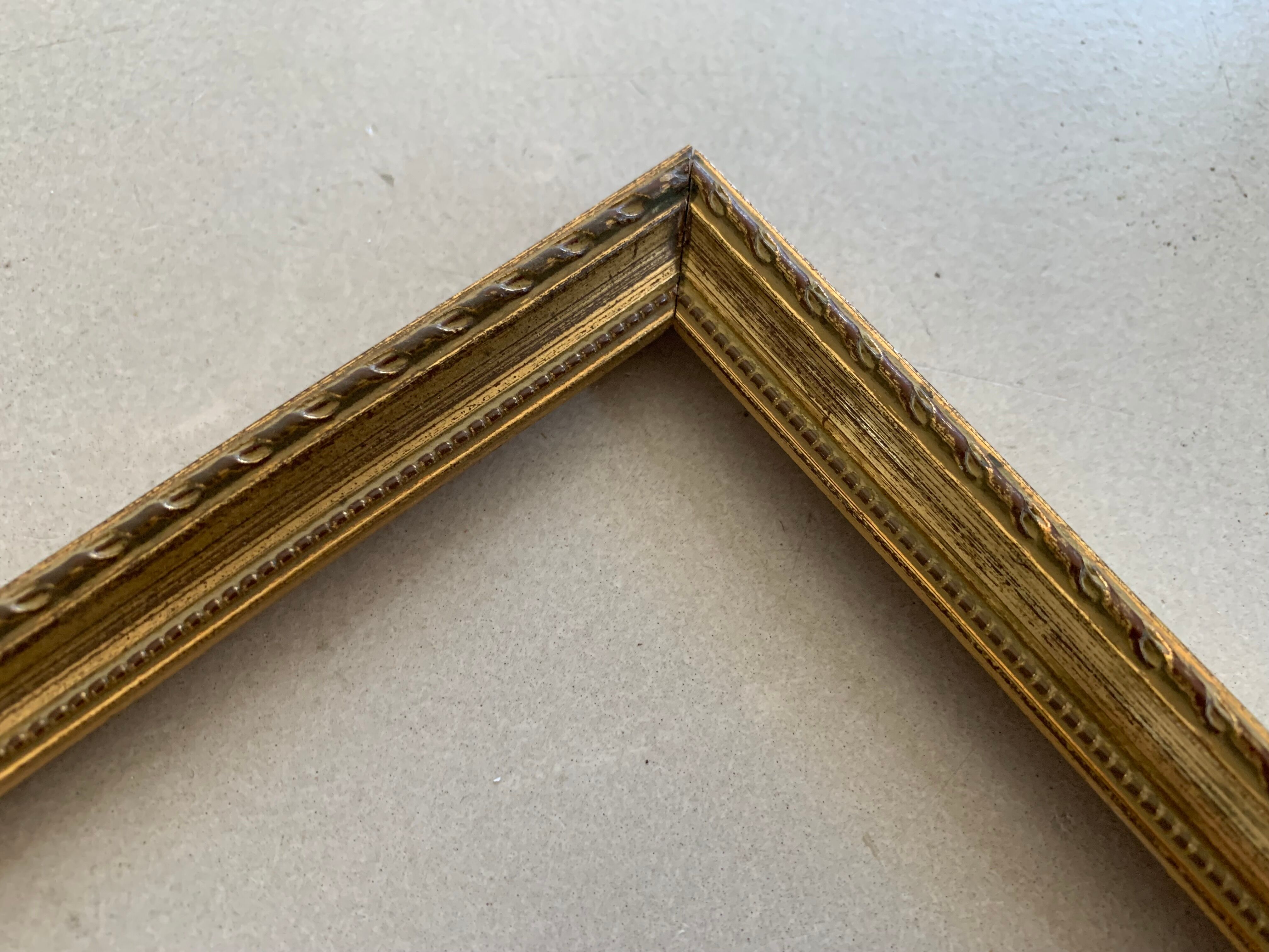 Old gold frame 27x42cm