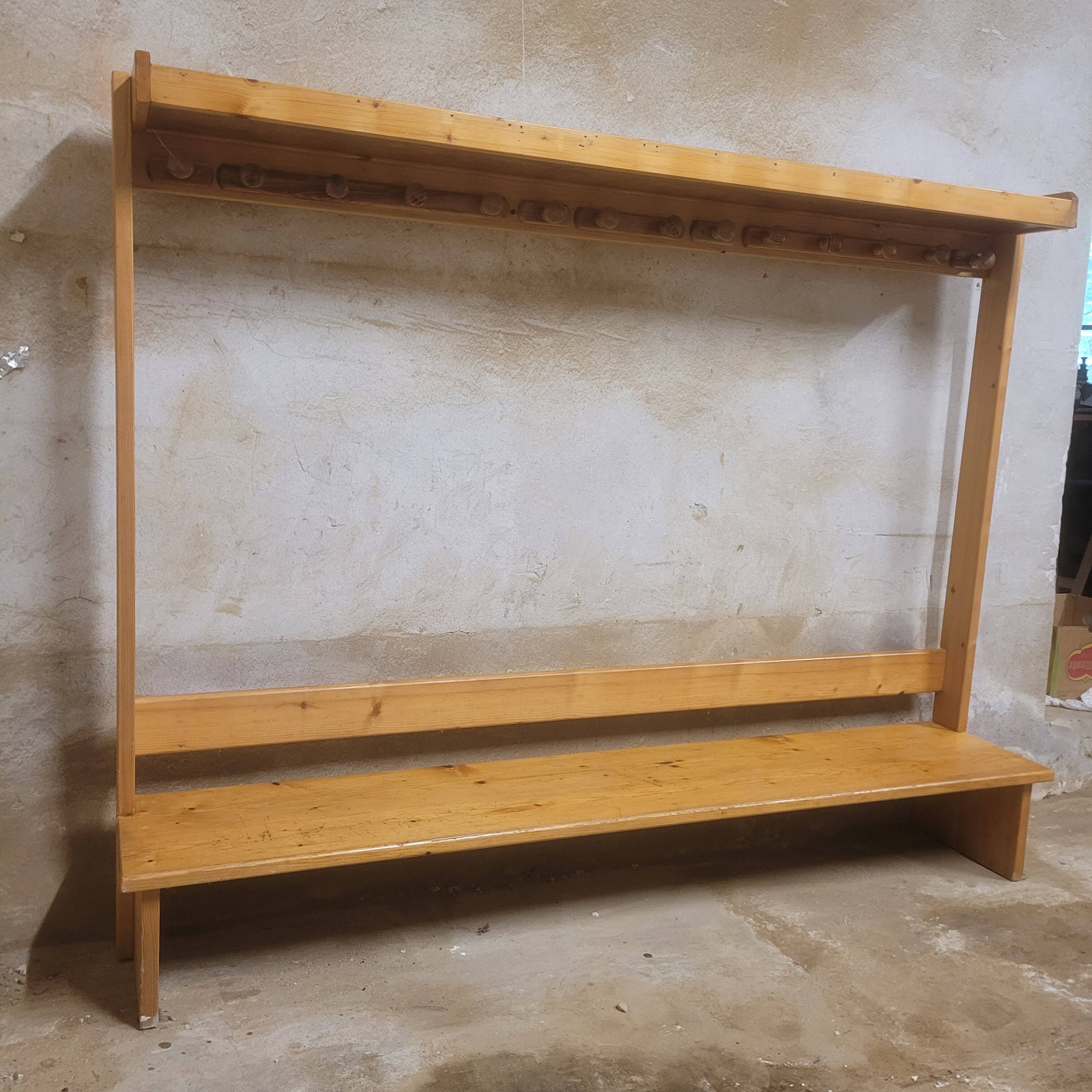 Kindergarten bench locker room