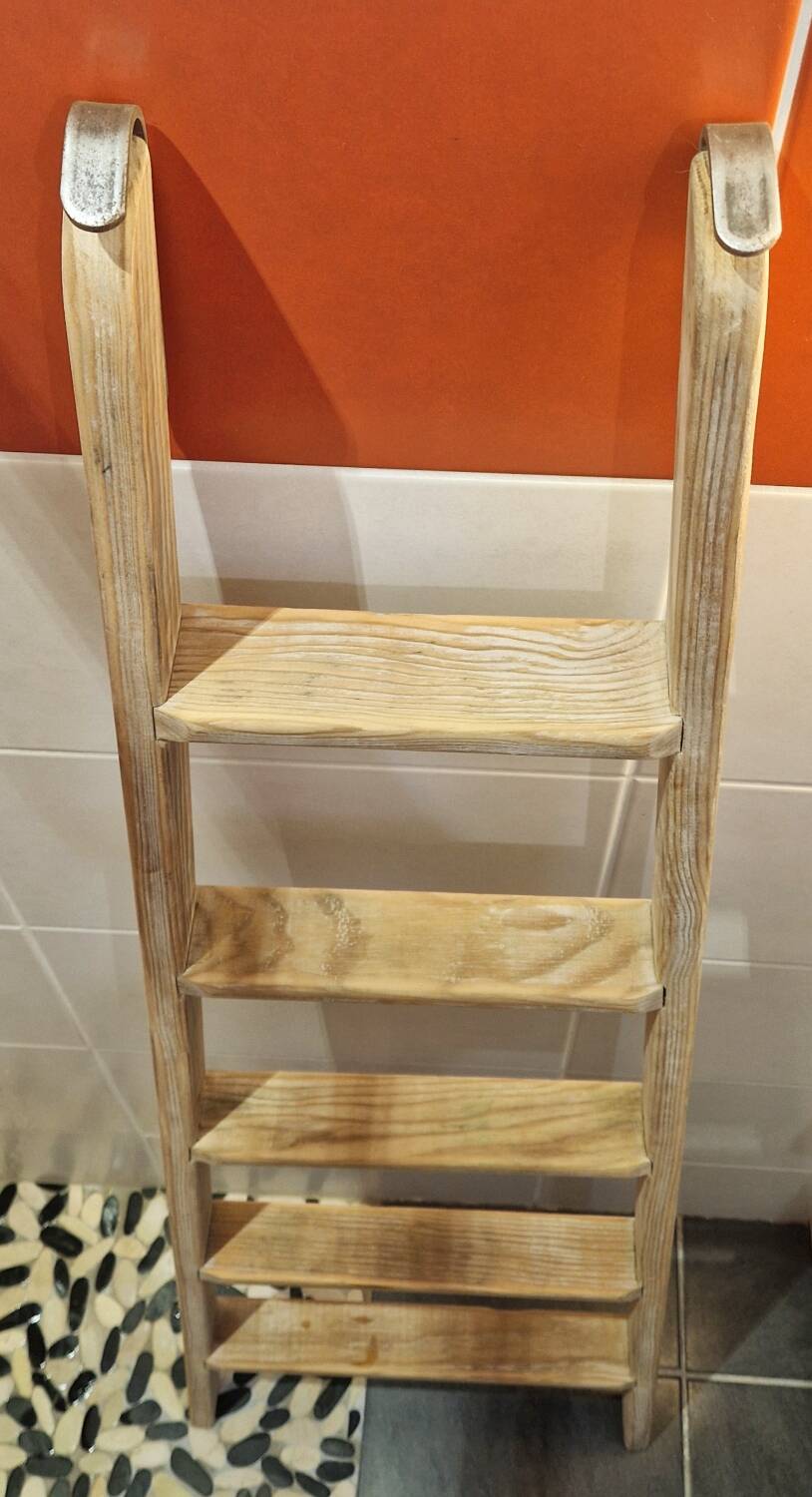 Vintage pine towel rack shelf ladder
