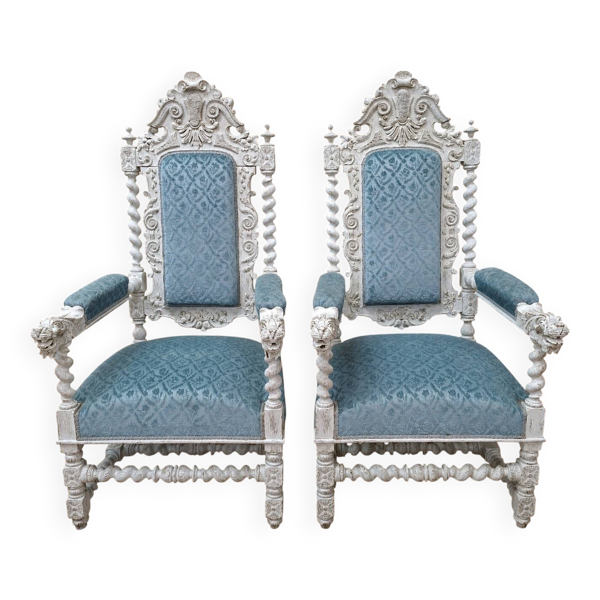 Paire de fauteuils d’apparat en bois sculpté – Colonnes torses