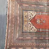 Oriental carpet 129 x 205 cm