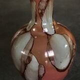 Vase soliflore in enamelled opaline decoration of pearly patterns 20 cm