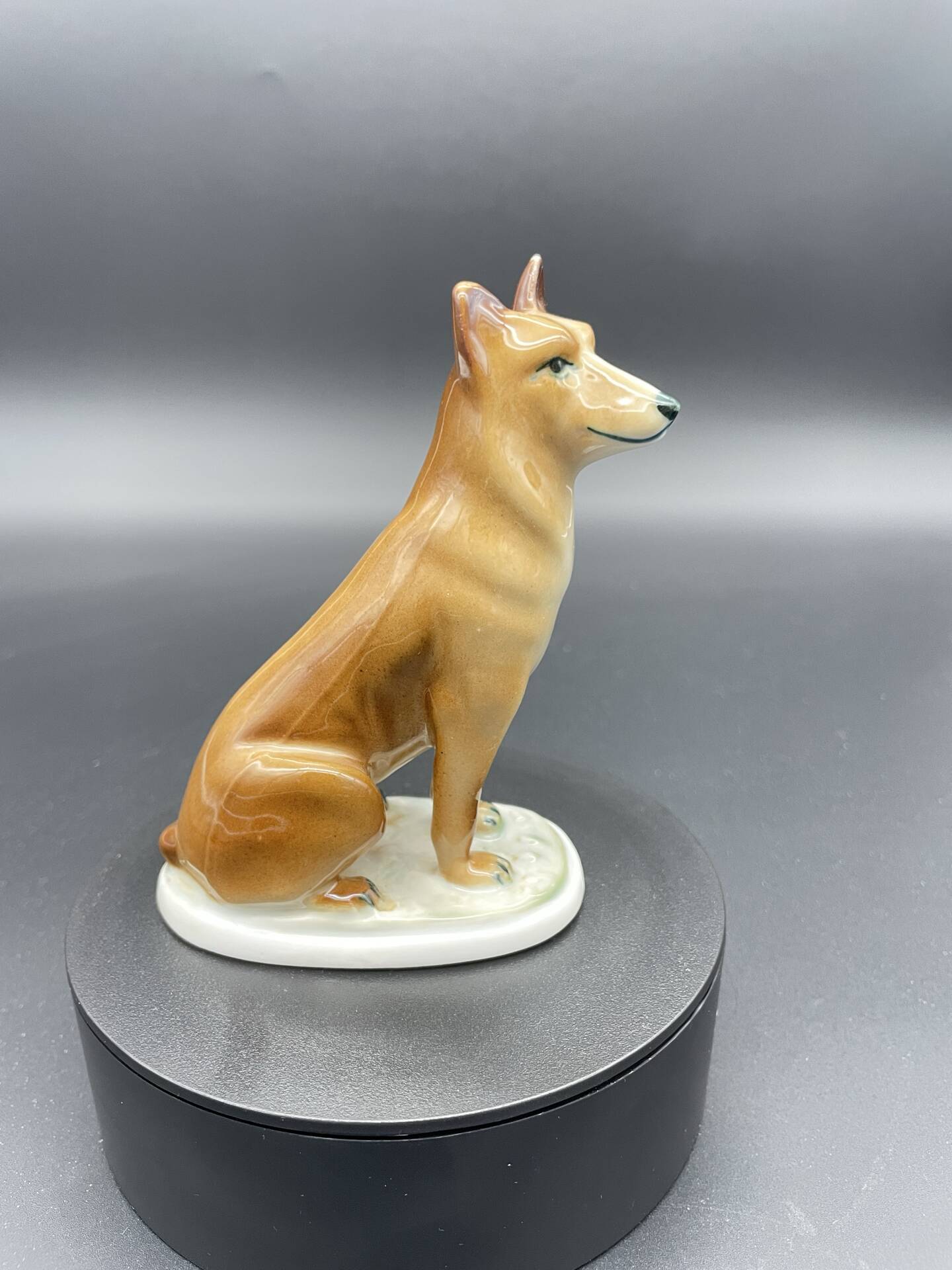 Vintage sitting dog in porcelain Zsolnay Pécs – Hungary, 1960s