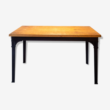 Reichsbahn table with workbench top