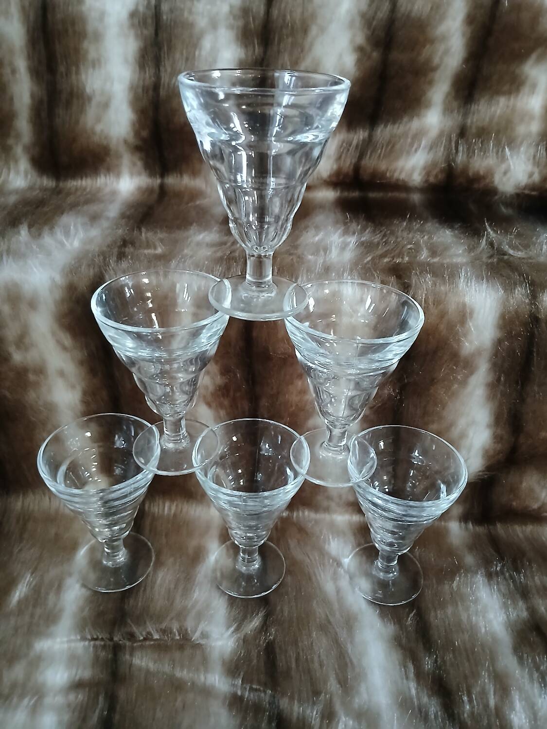 6 vintage Duralex stemmed glasses