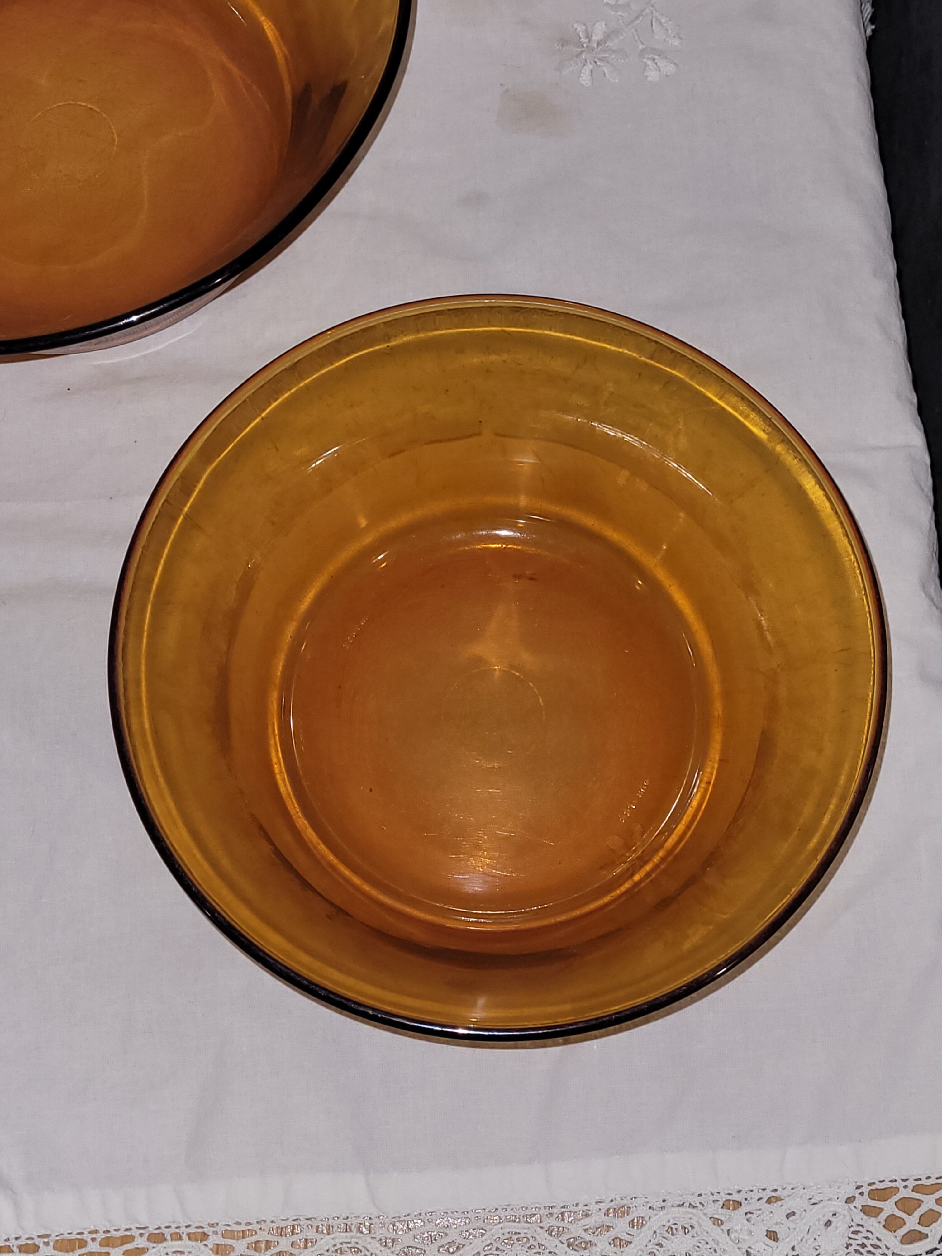 2 Duralex salad bowls