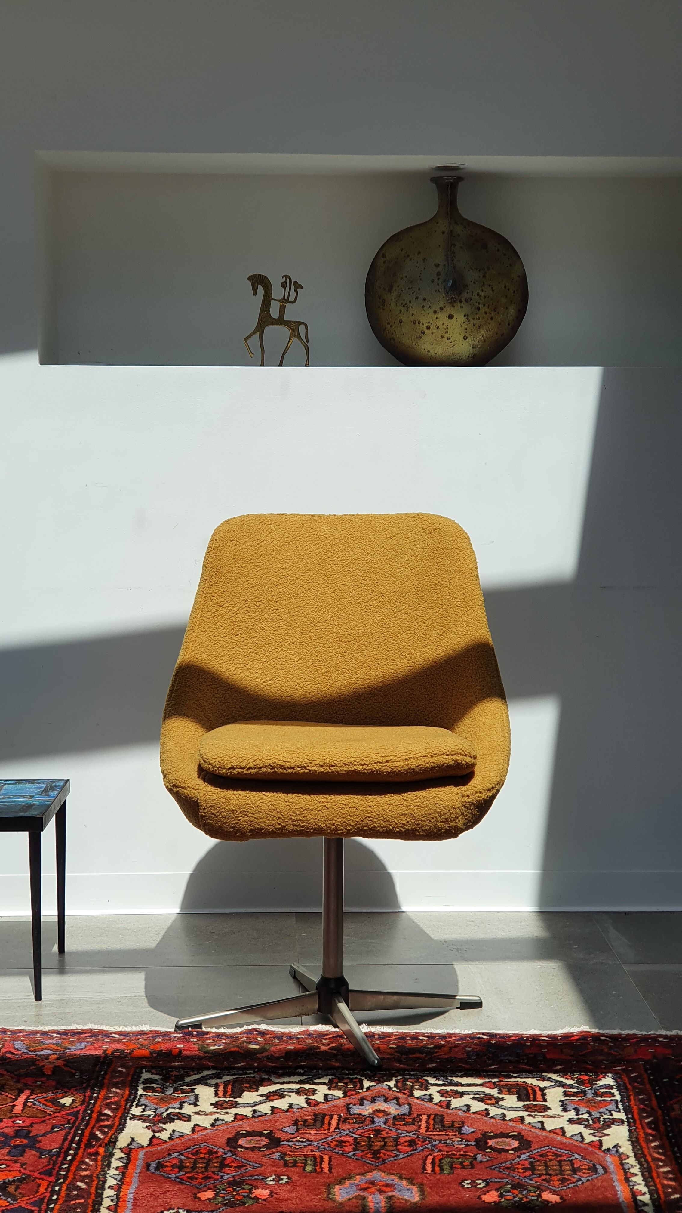 Pair of space age swivel chairs 70s