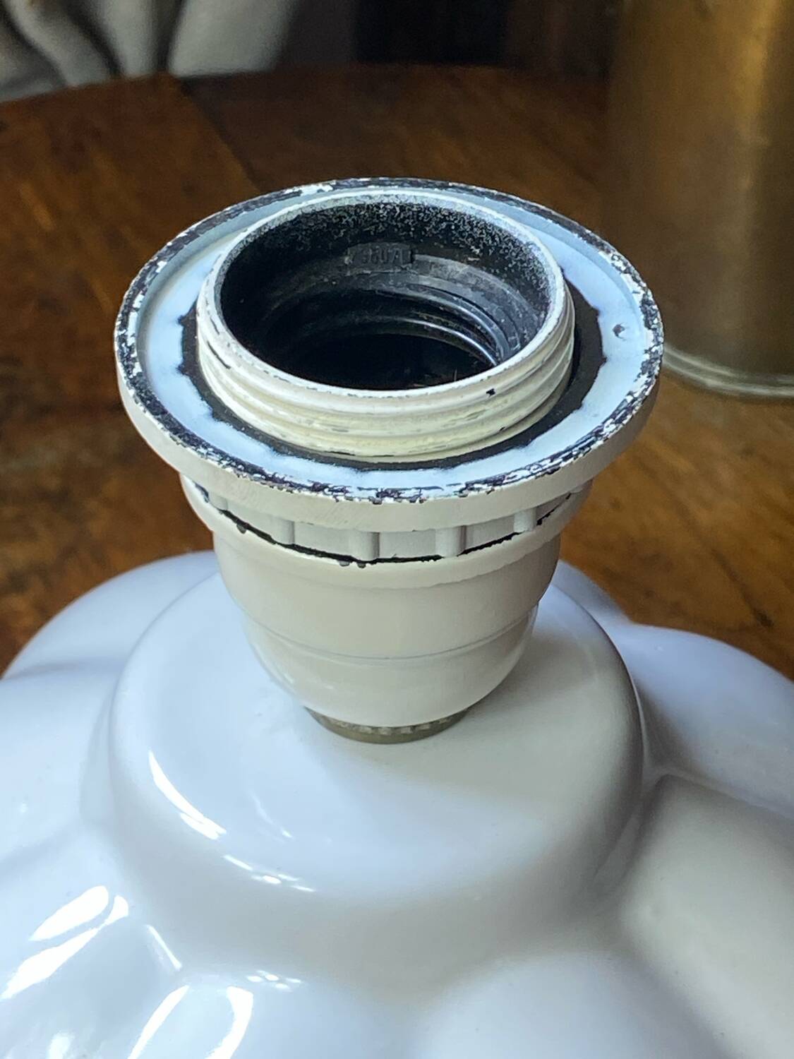White ceramic lamp