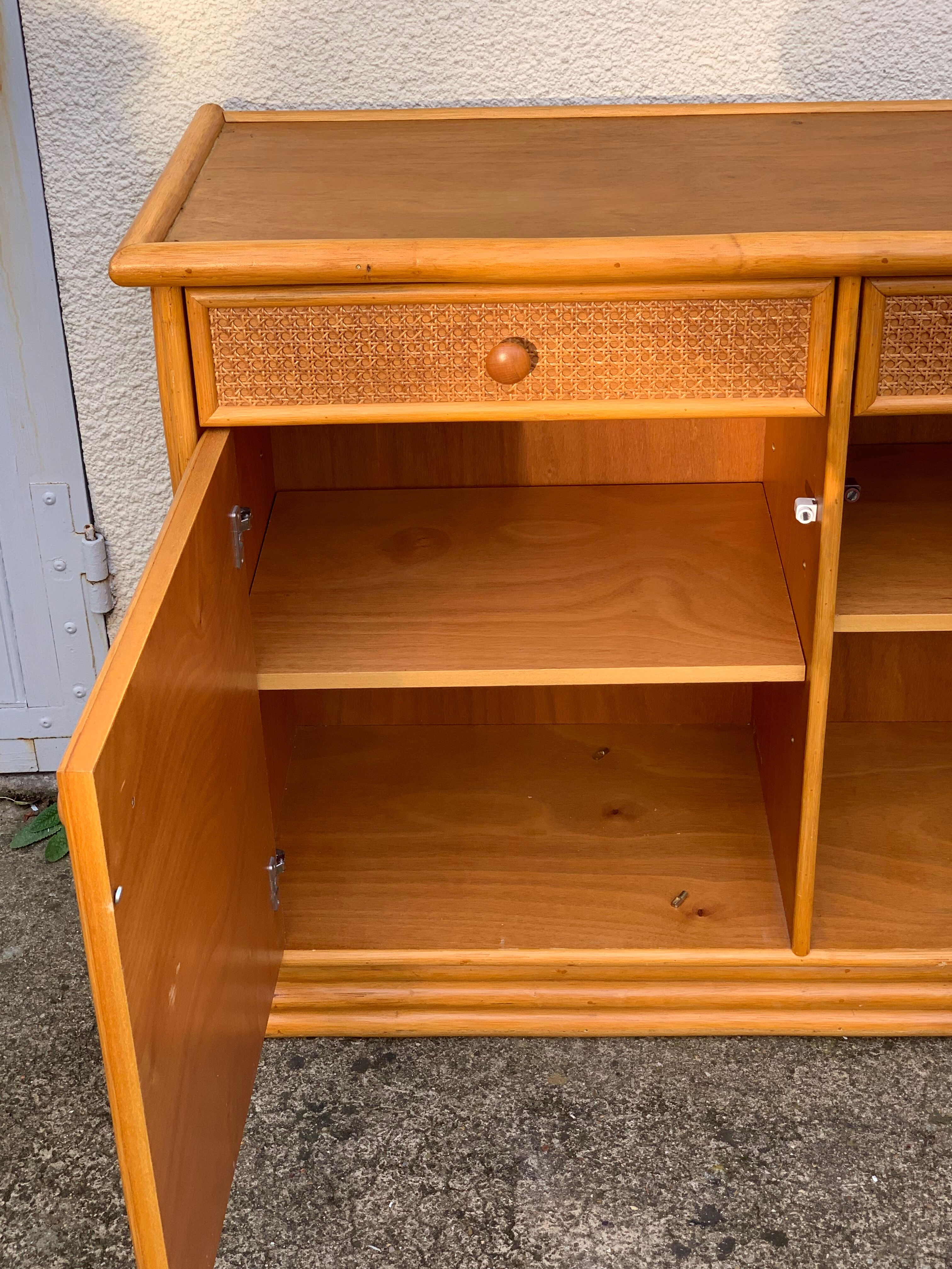 Vintage buffet in bamboo and cannage 1970