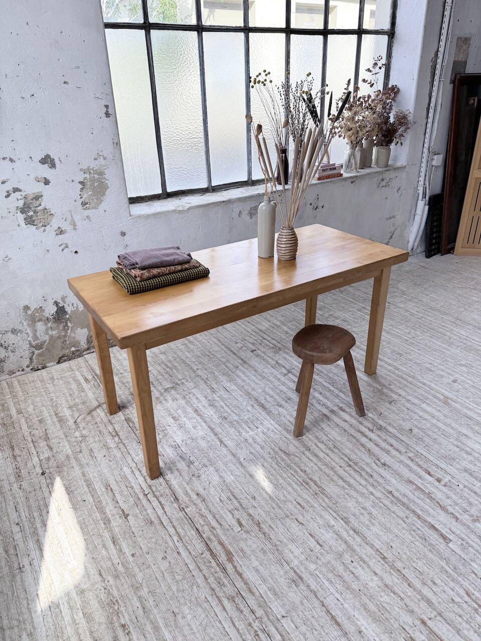 Solid elm farmhouse table 150cm
