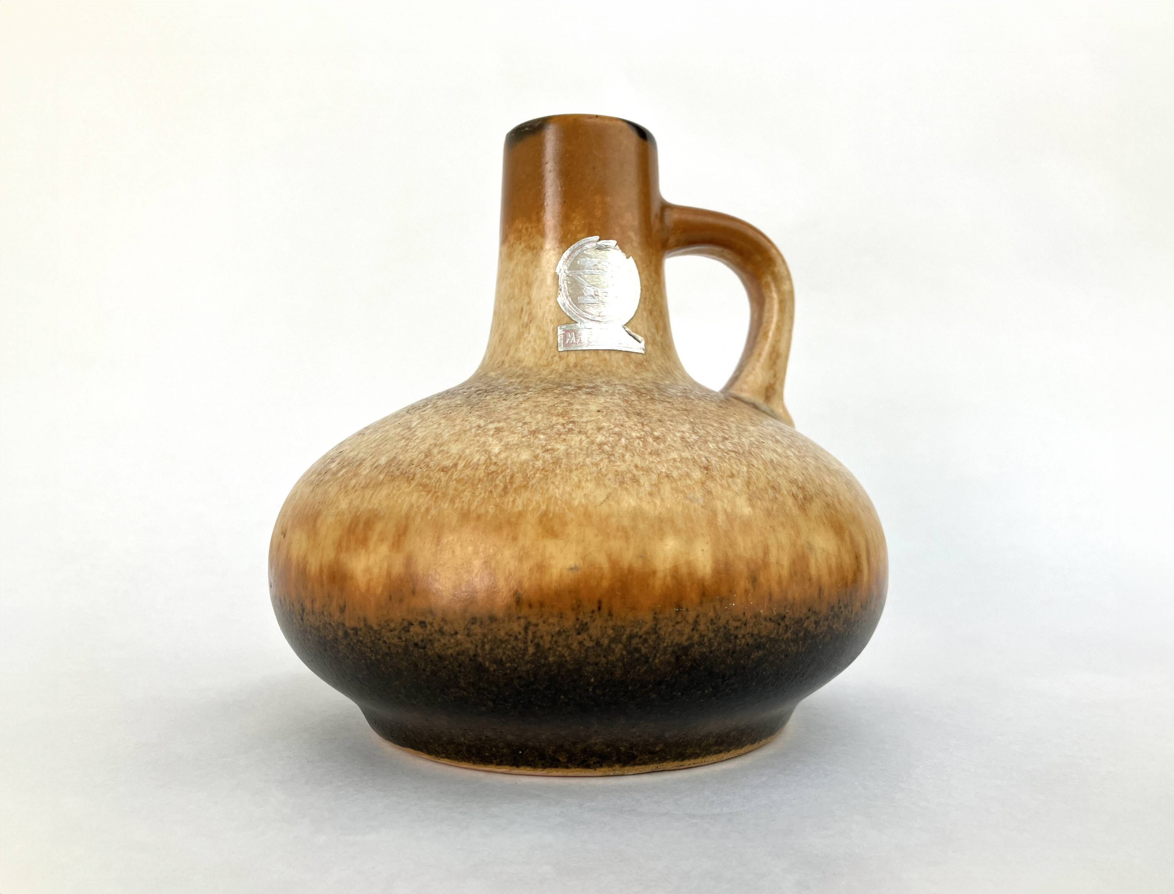 Small ceramic vase by Veb Haldensleben • Made in GDR, East Germany • Vintage 70s