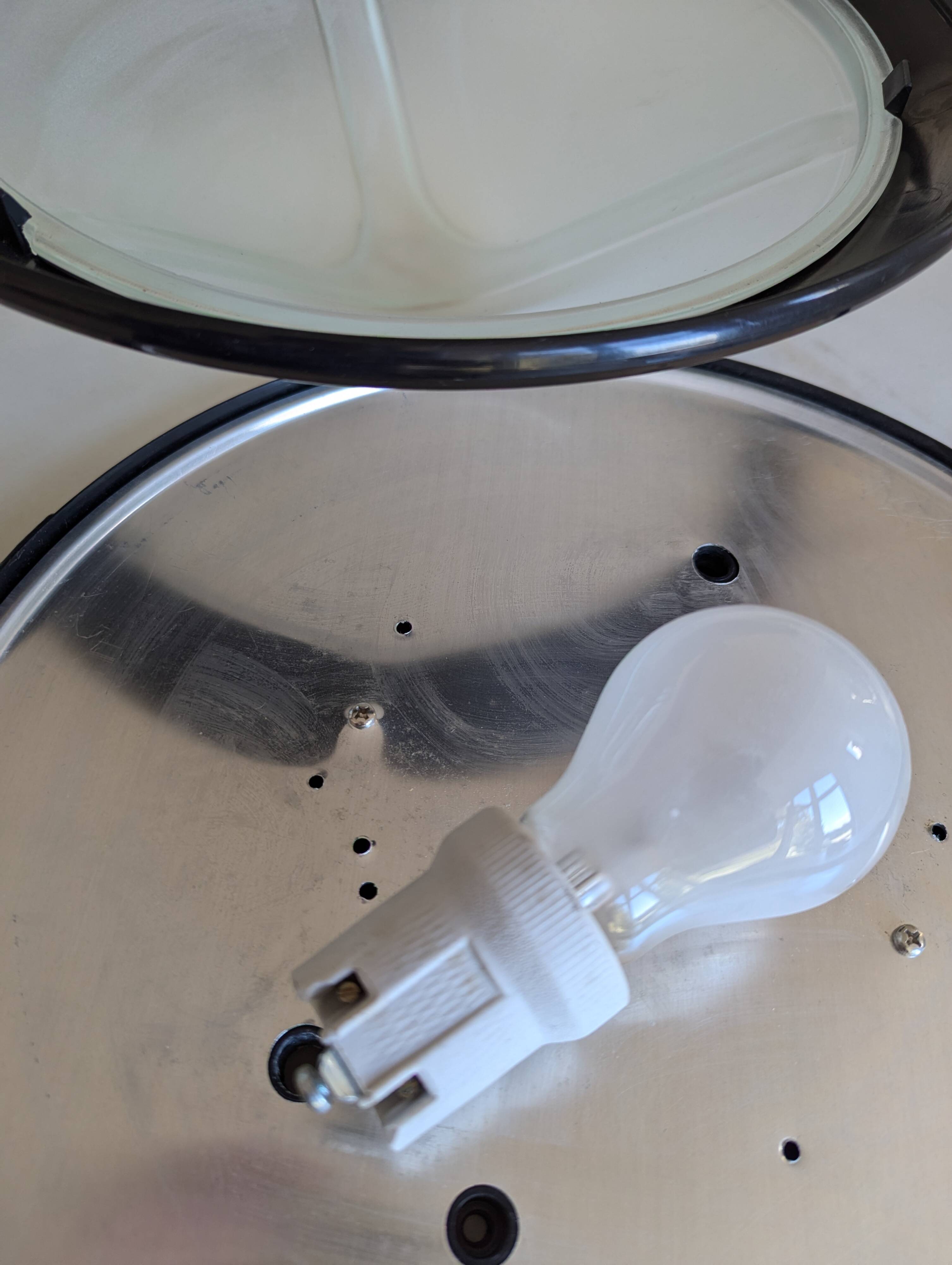 Prisma Pulsa wall light