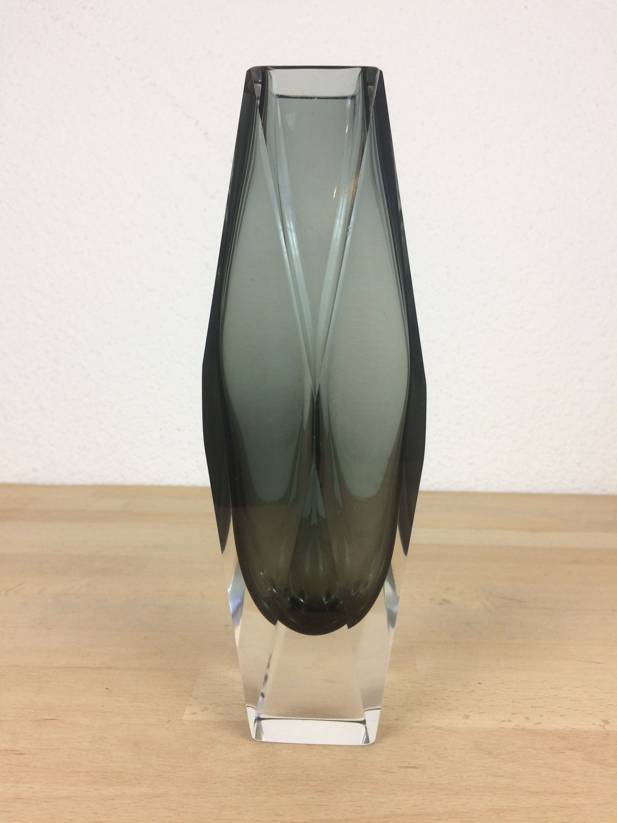 Vase Sommerso smoked glass soliflore, Murano