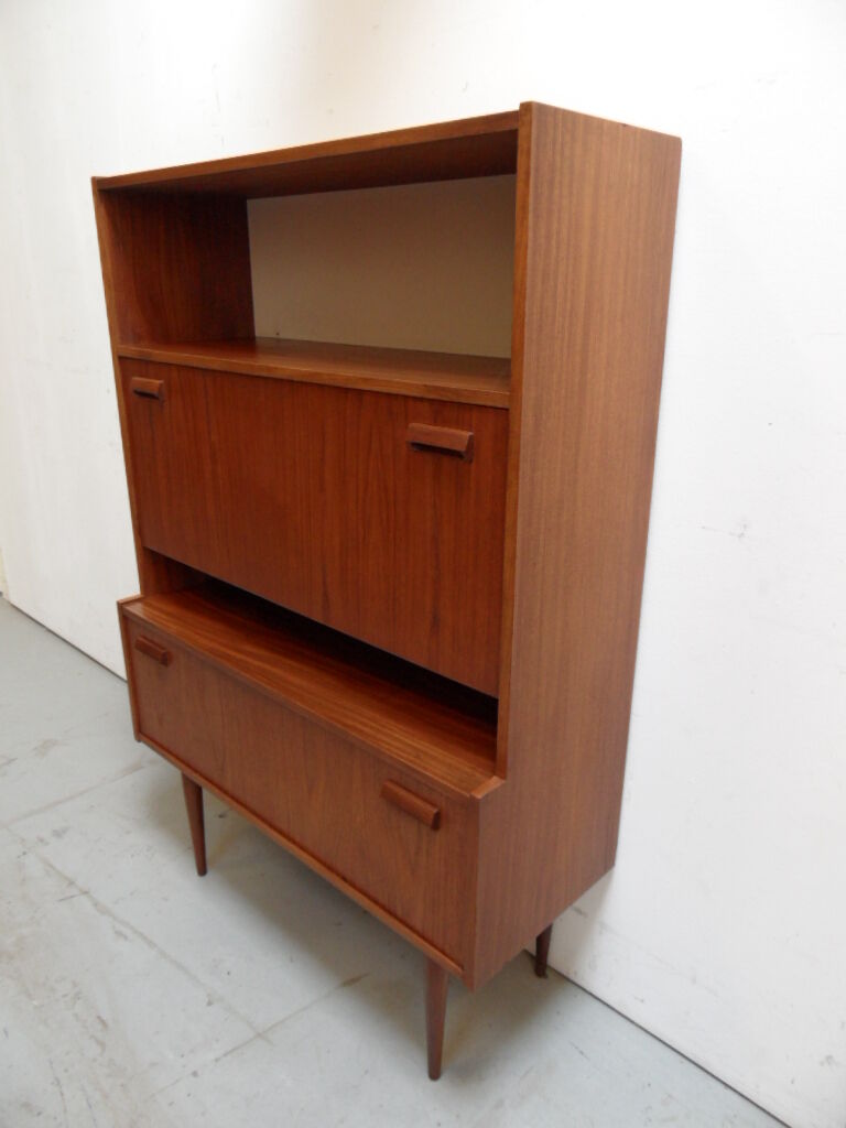 Mid century sideboard