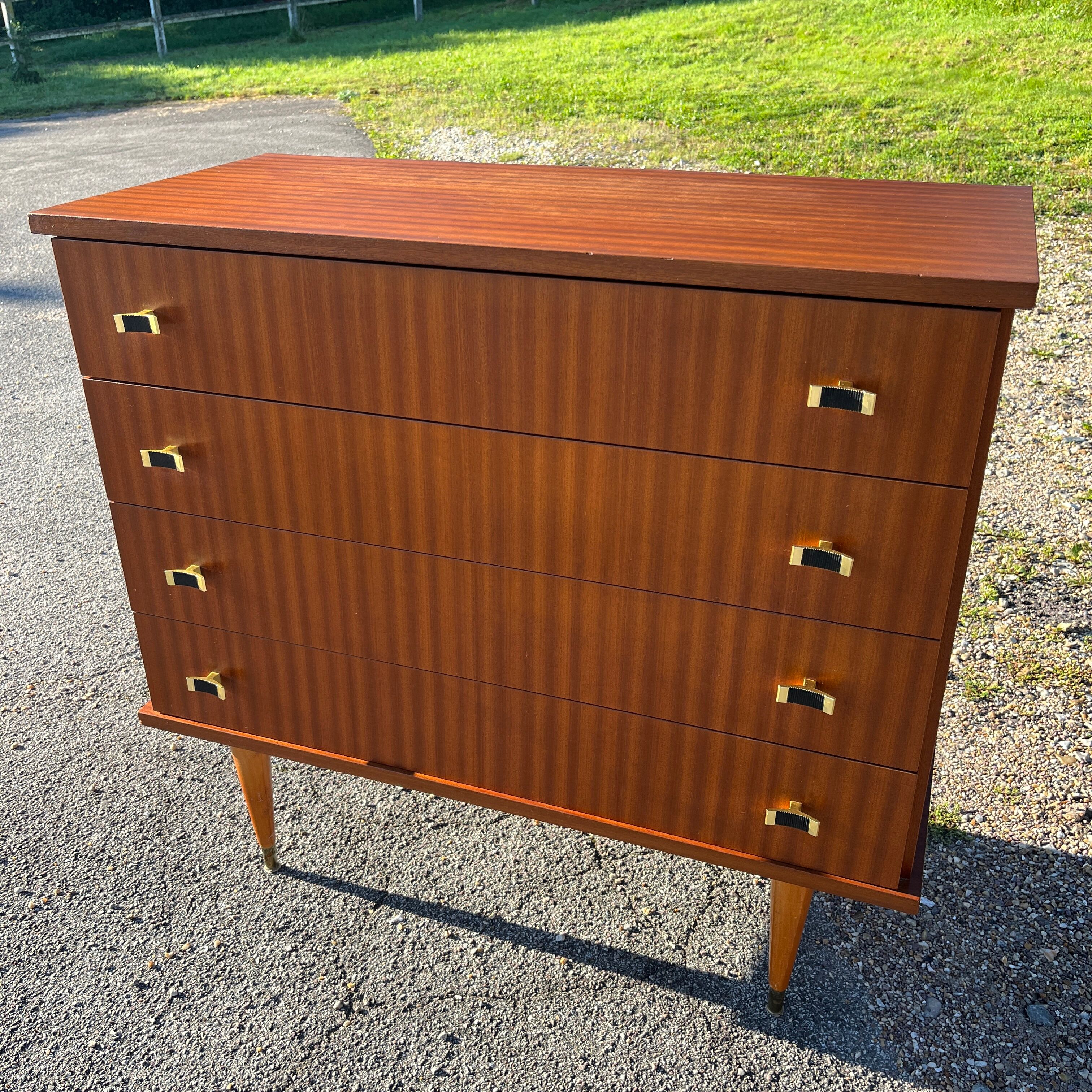 Vintage chest of drawers 4 drawers