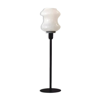 Design and vintage table lamp in white glass