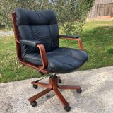 Scandinavian office chair