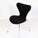 Set Of 4 Seven Chairs Model 3107 Original Upholstered In Black Fabric By Arne Jacobsen