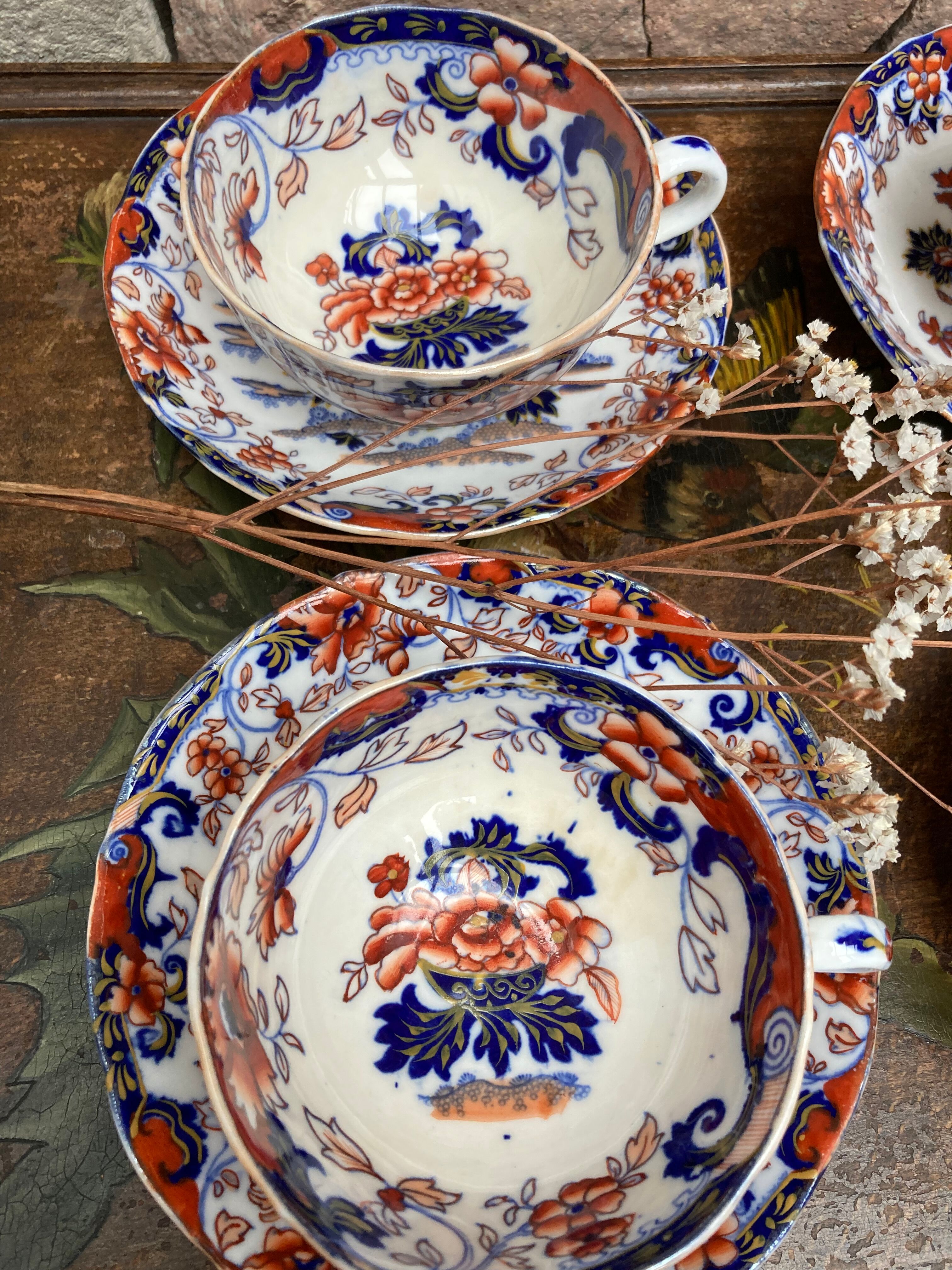 Set 4 cups and saucers Minton Amherst 824