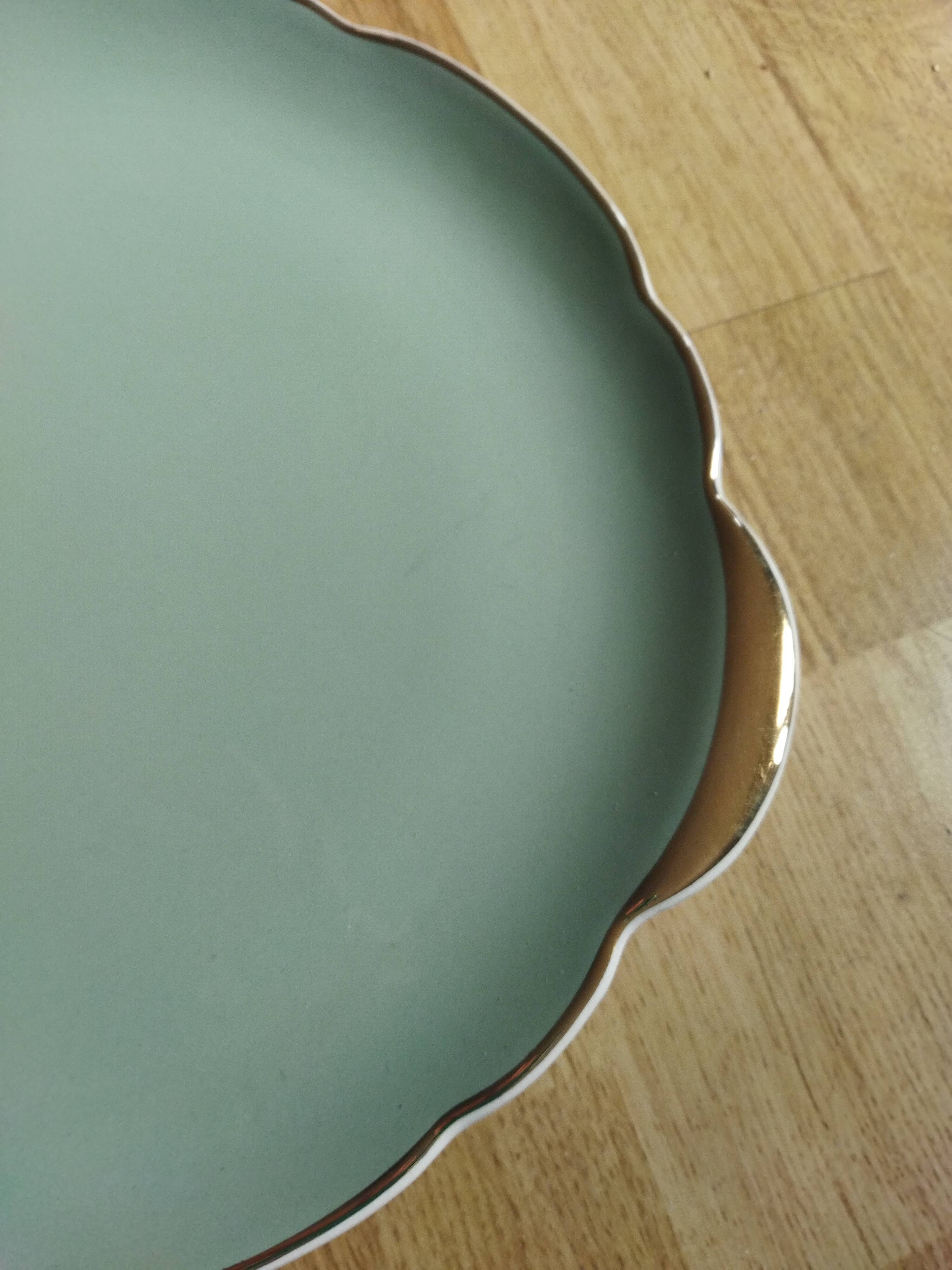 Villeroy & Boch celadon and gold pie dish