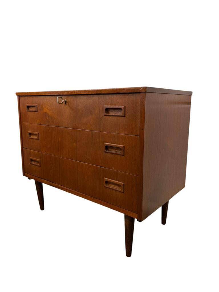Vintage teak chest of drawers / mid-century wardrobe