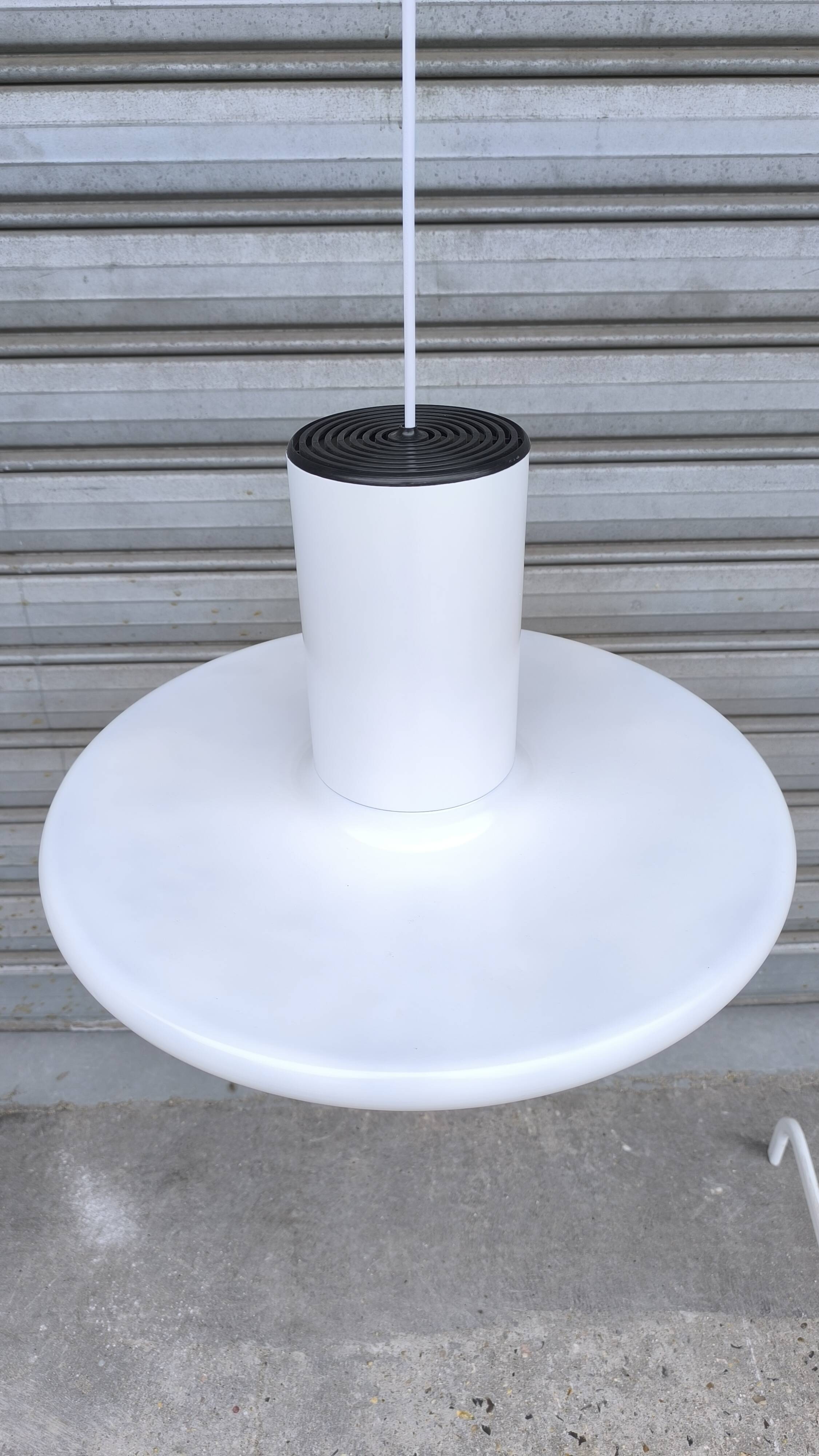 Pendolita pendant light by Lita