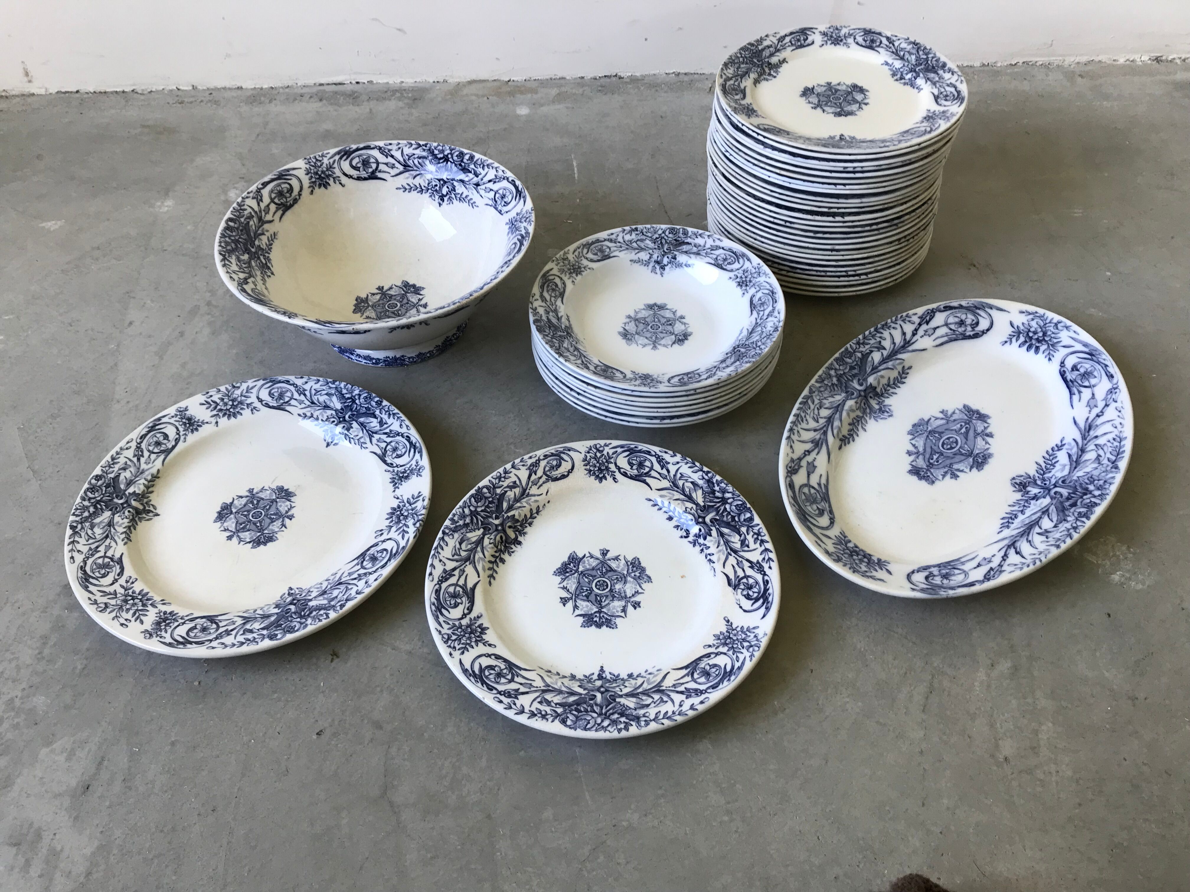 Ancienne Assiette à Dessert 20.4 Cm En Faïence Polychrome De Pexonne Modele Floride