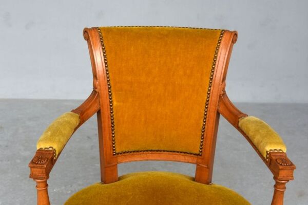 Paire de fauteuils style Directoire en merisier velours