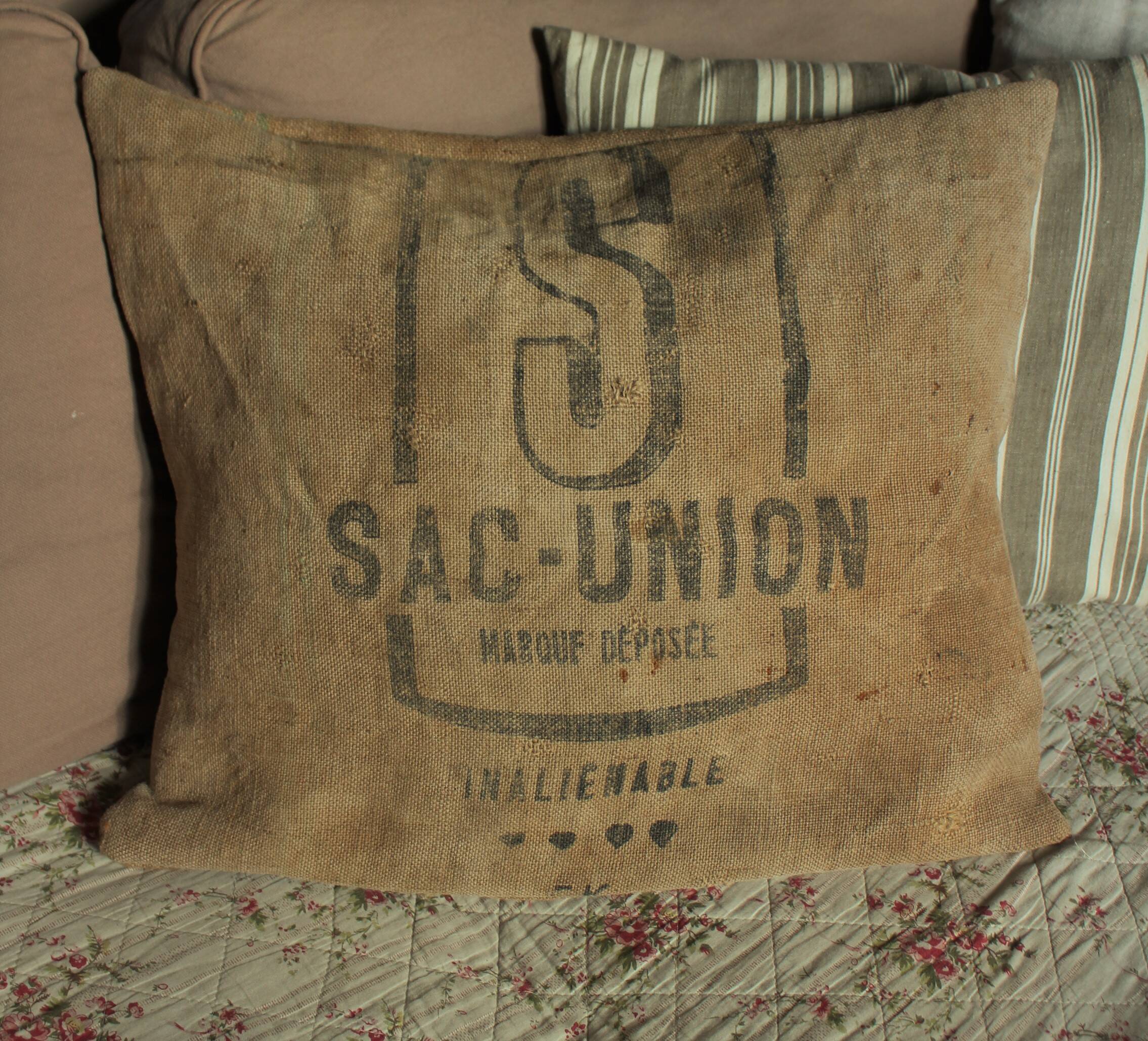 Burlap Cushion