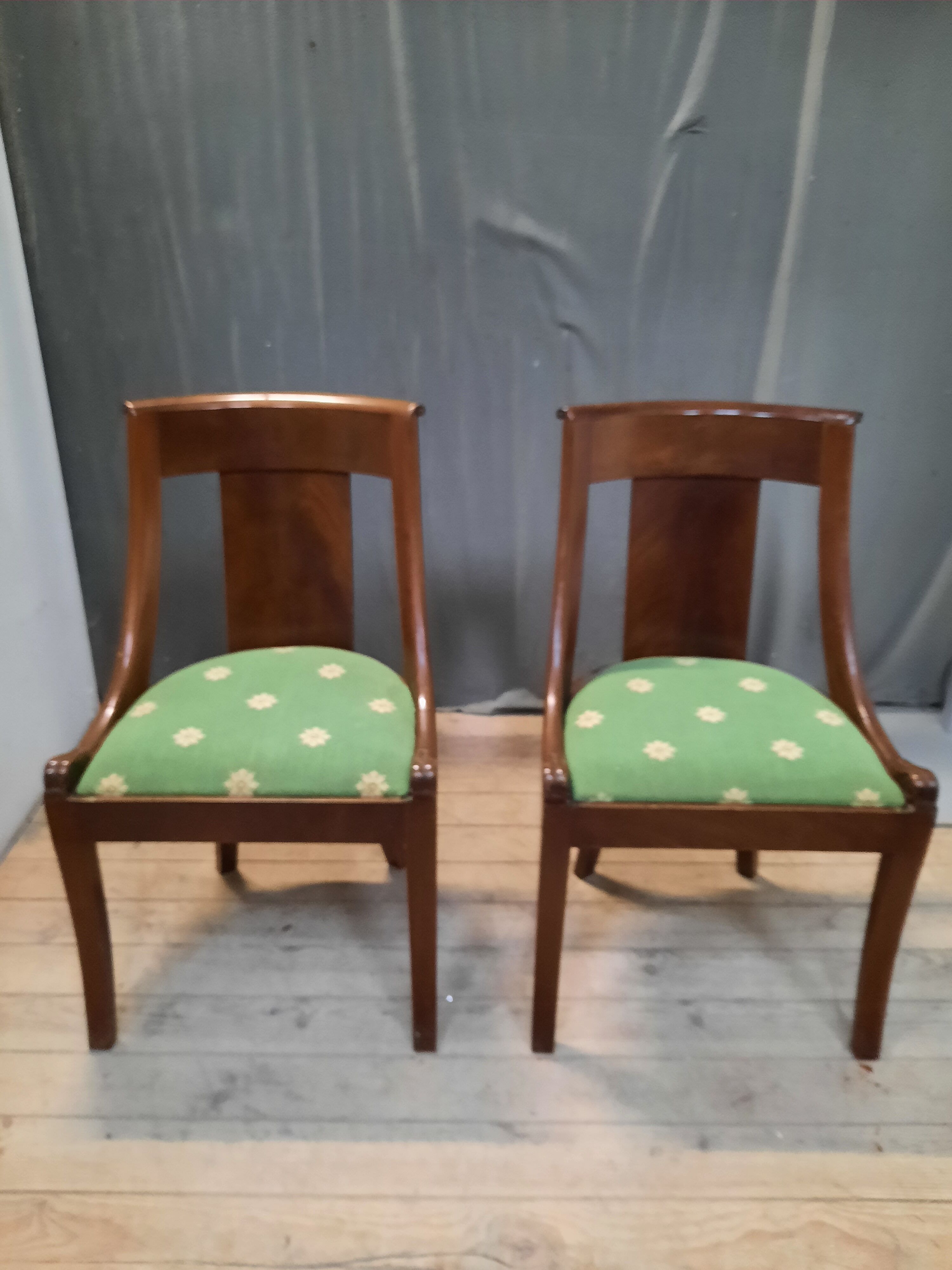Paire de chaises gondole