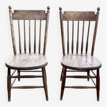 Paire de chaises anglaises du XIXème en chêne et châtaignier