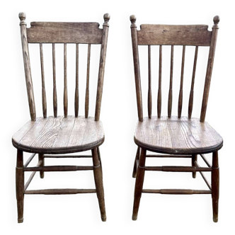 Paire de chaises anglaises du XIXème en chêne et châtaignier