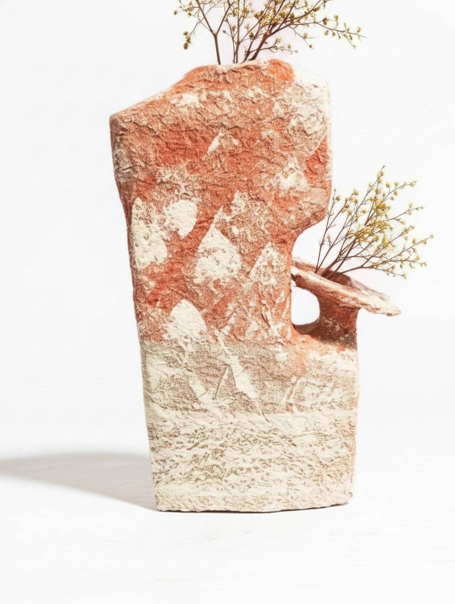 Set of 4 sculptural vases with a mineral Boho spirit - Wabi Sabi
