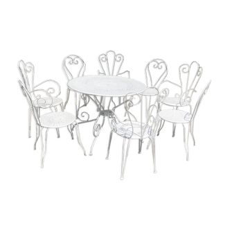 Wrought iron garden set