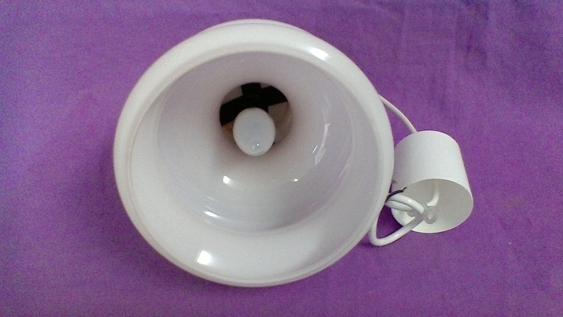 Hanging in opaline 70" vintage.