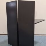 Chaise en bois noir d