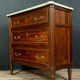 Commode de dame époque Louis XVI en acajou.