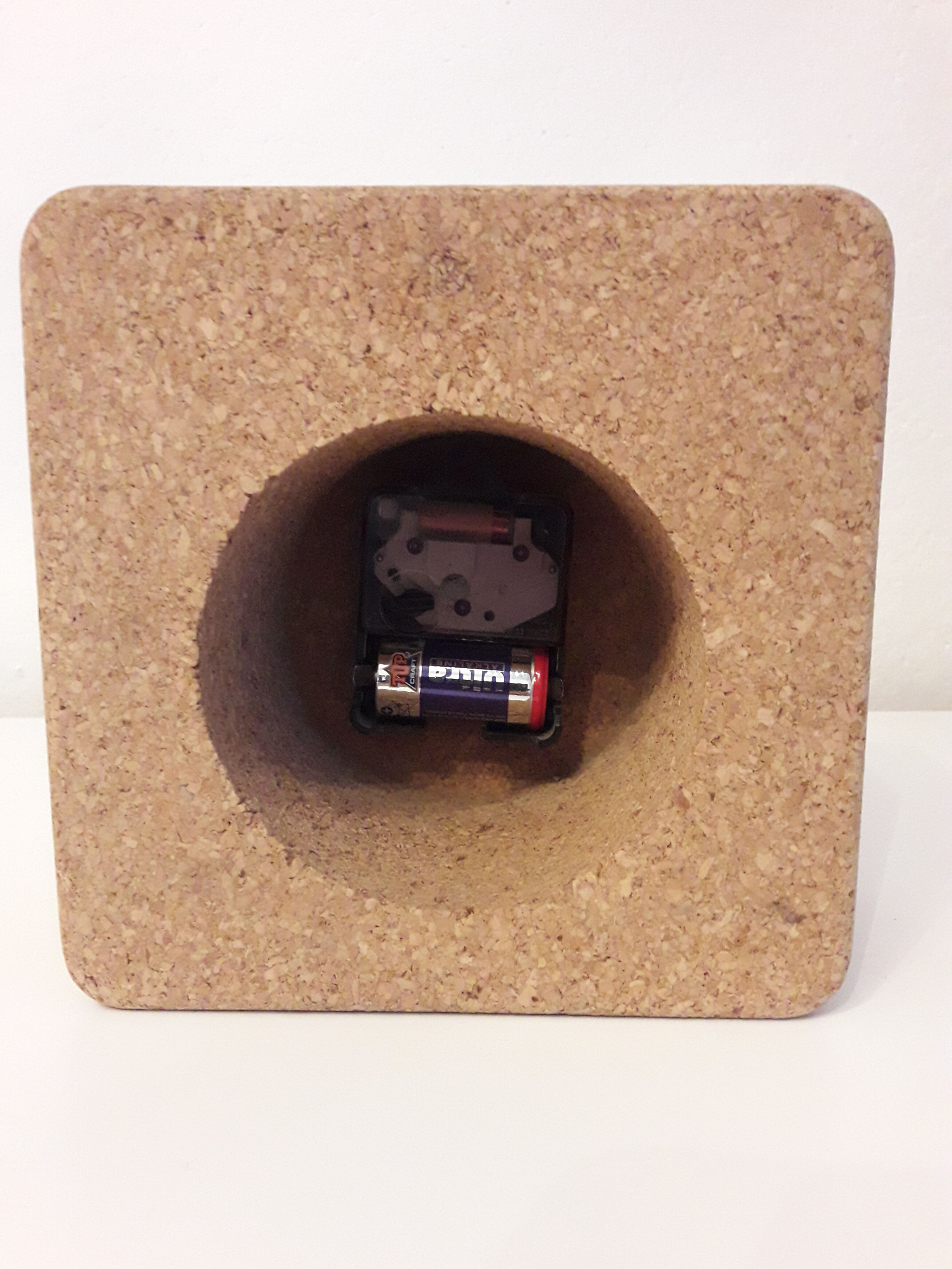 Vintage Ikéa cork clock