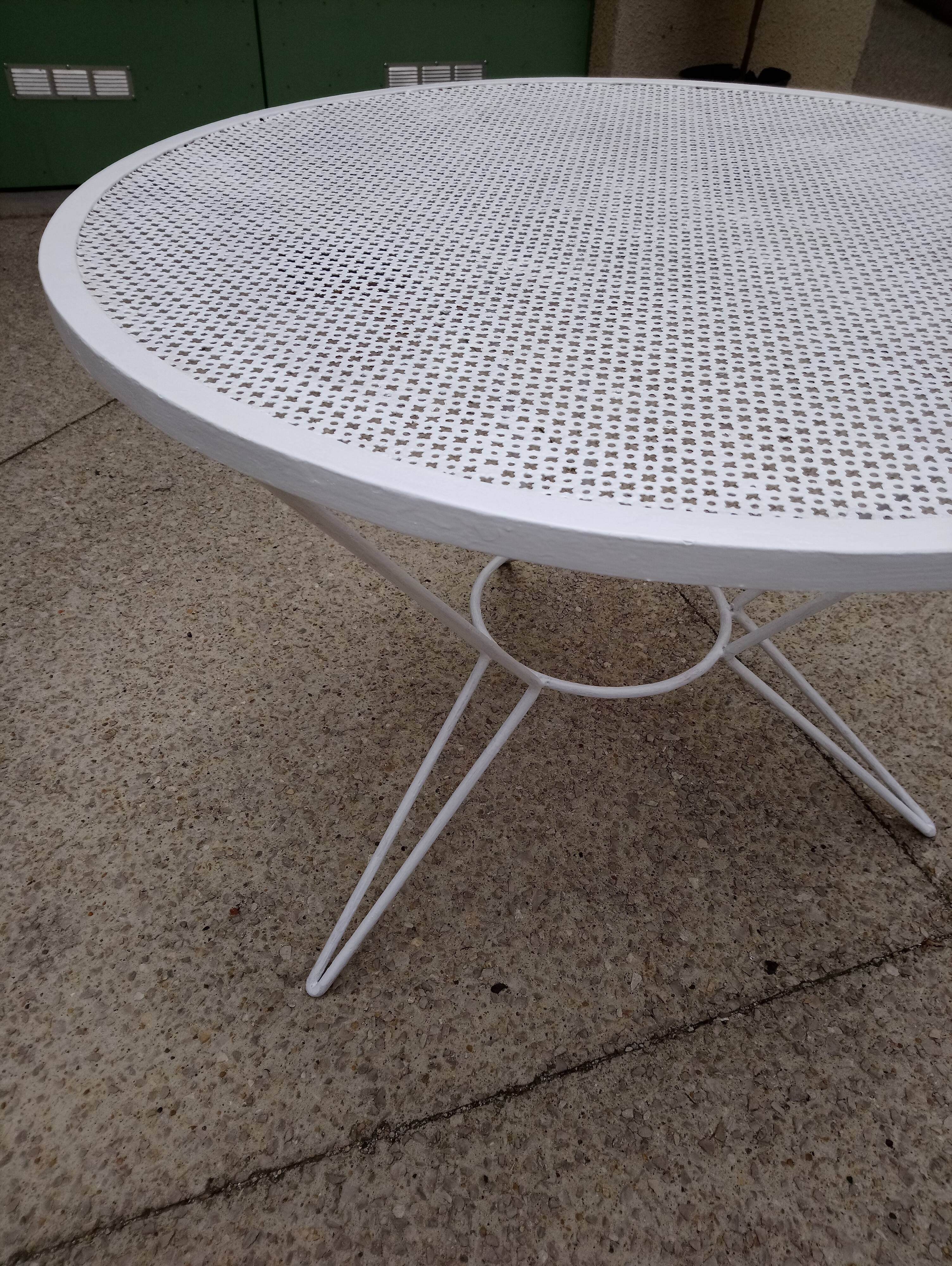 Garden set in wrought iron  60s 70s