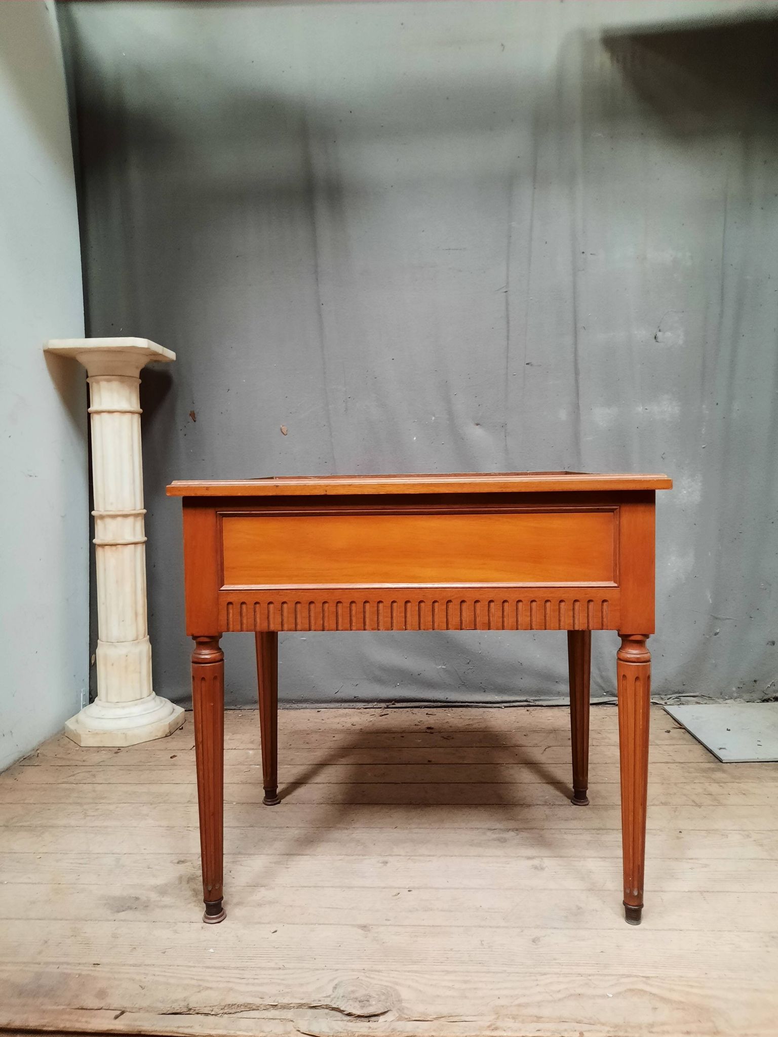 Jardinière de style Louis XVI
