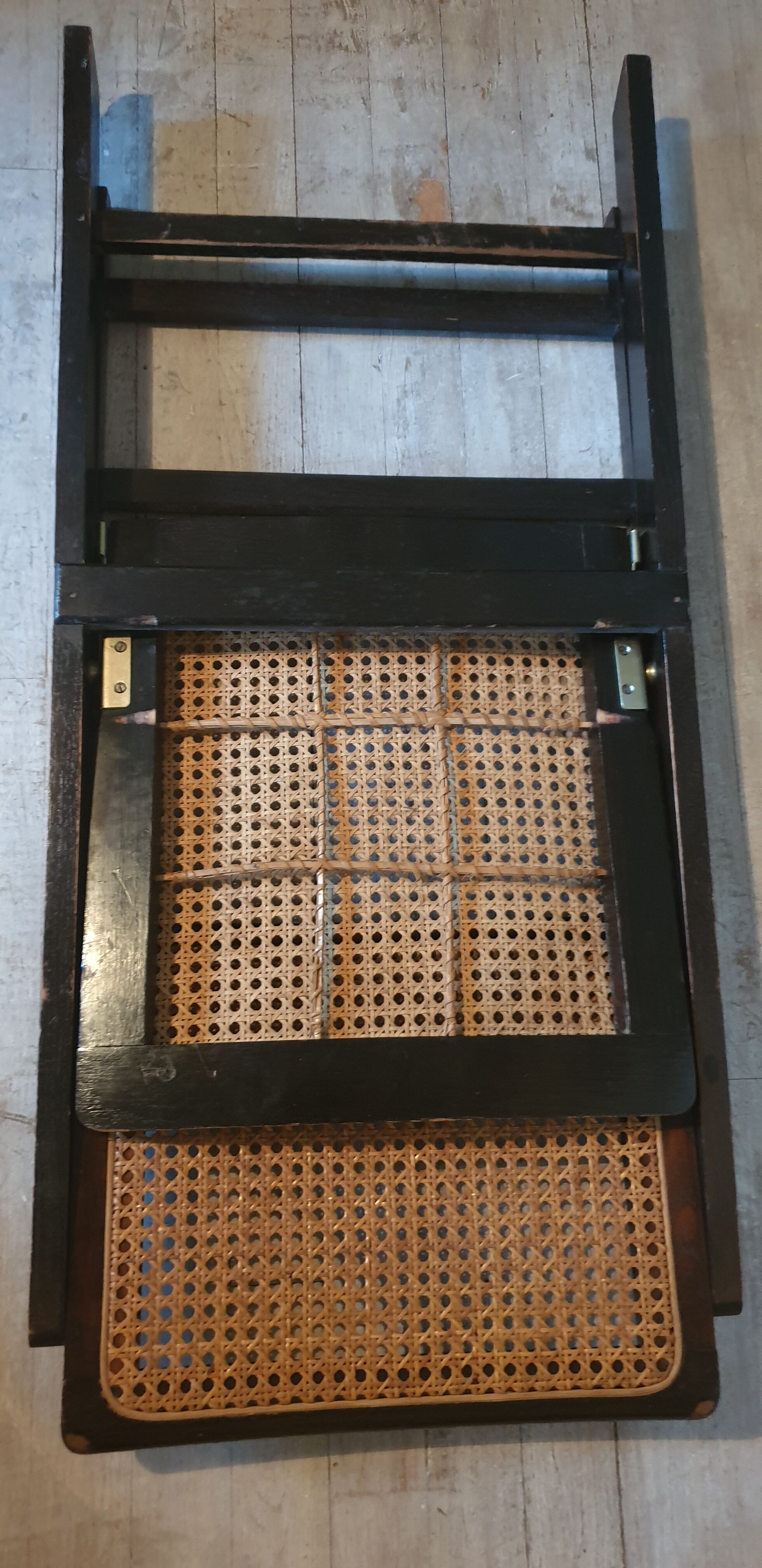 Canning folding chair