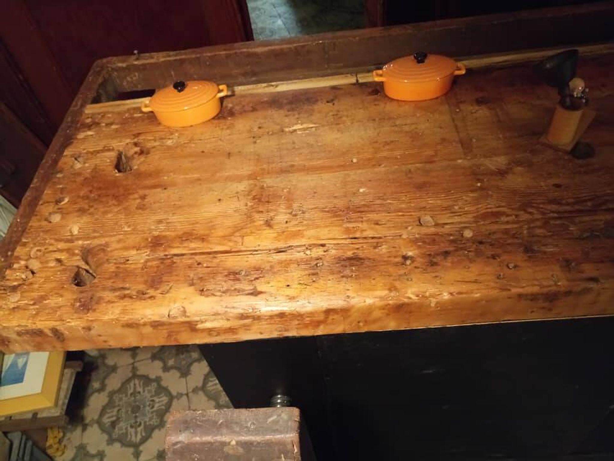 Ancien établi, meuble de métier d'atelier, buffet