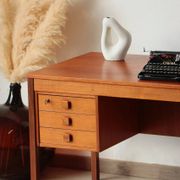 Bureau danois en teck vintage – Domino Møbler (années 60)