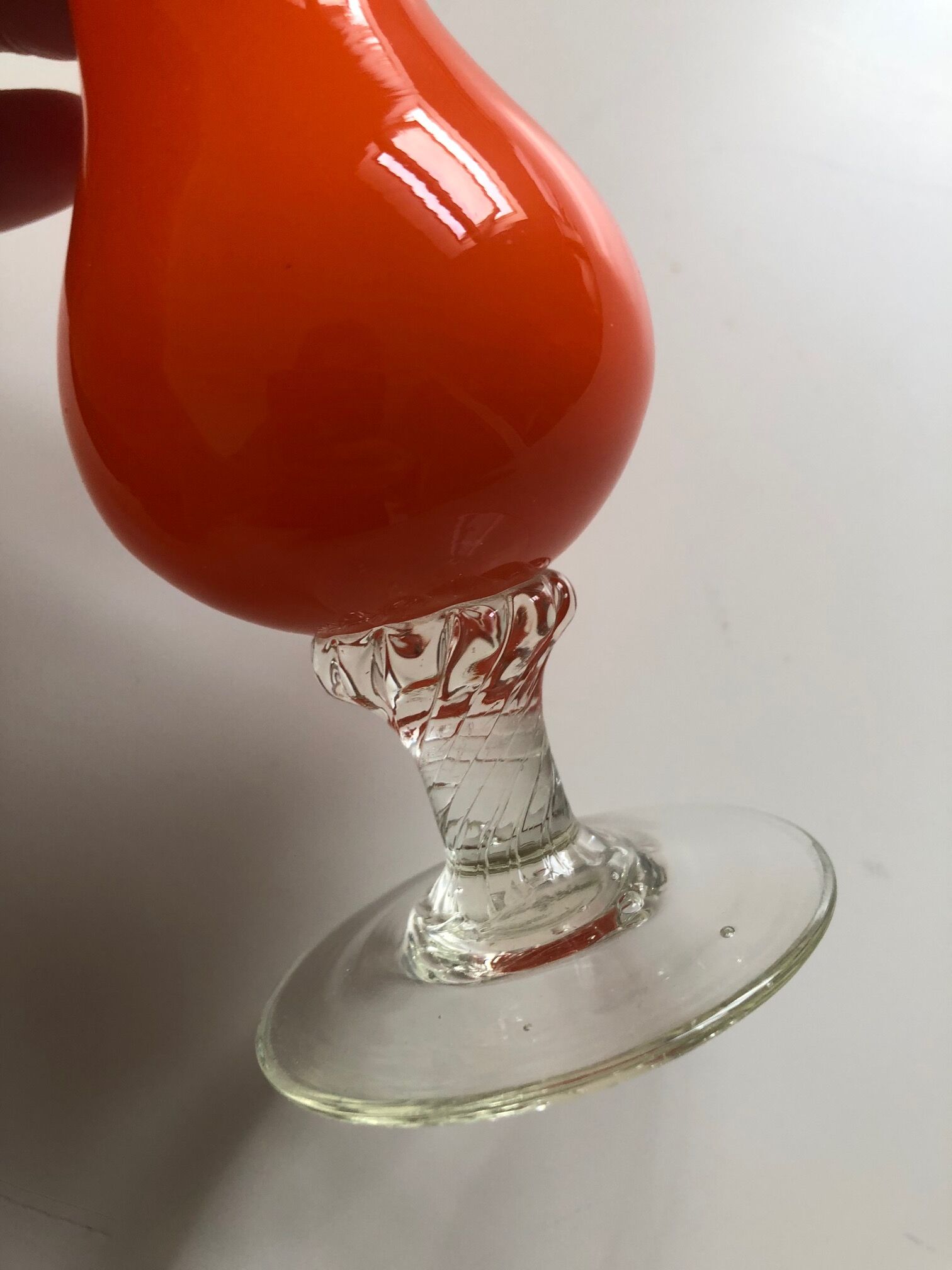 Soliflore in orange glass