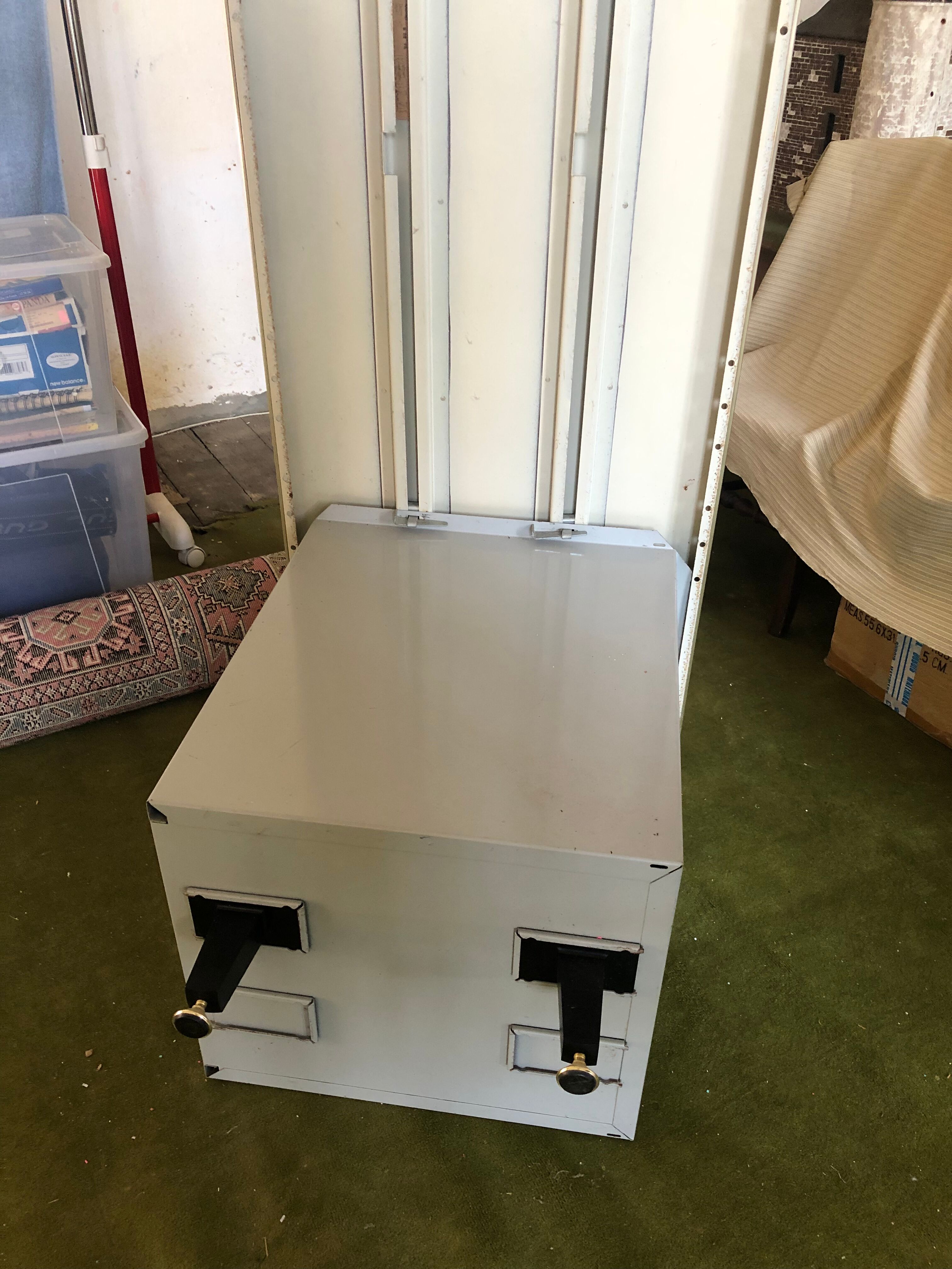 Vintage ATAL metal office with return