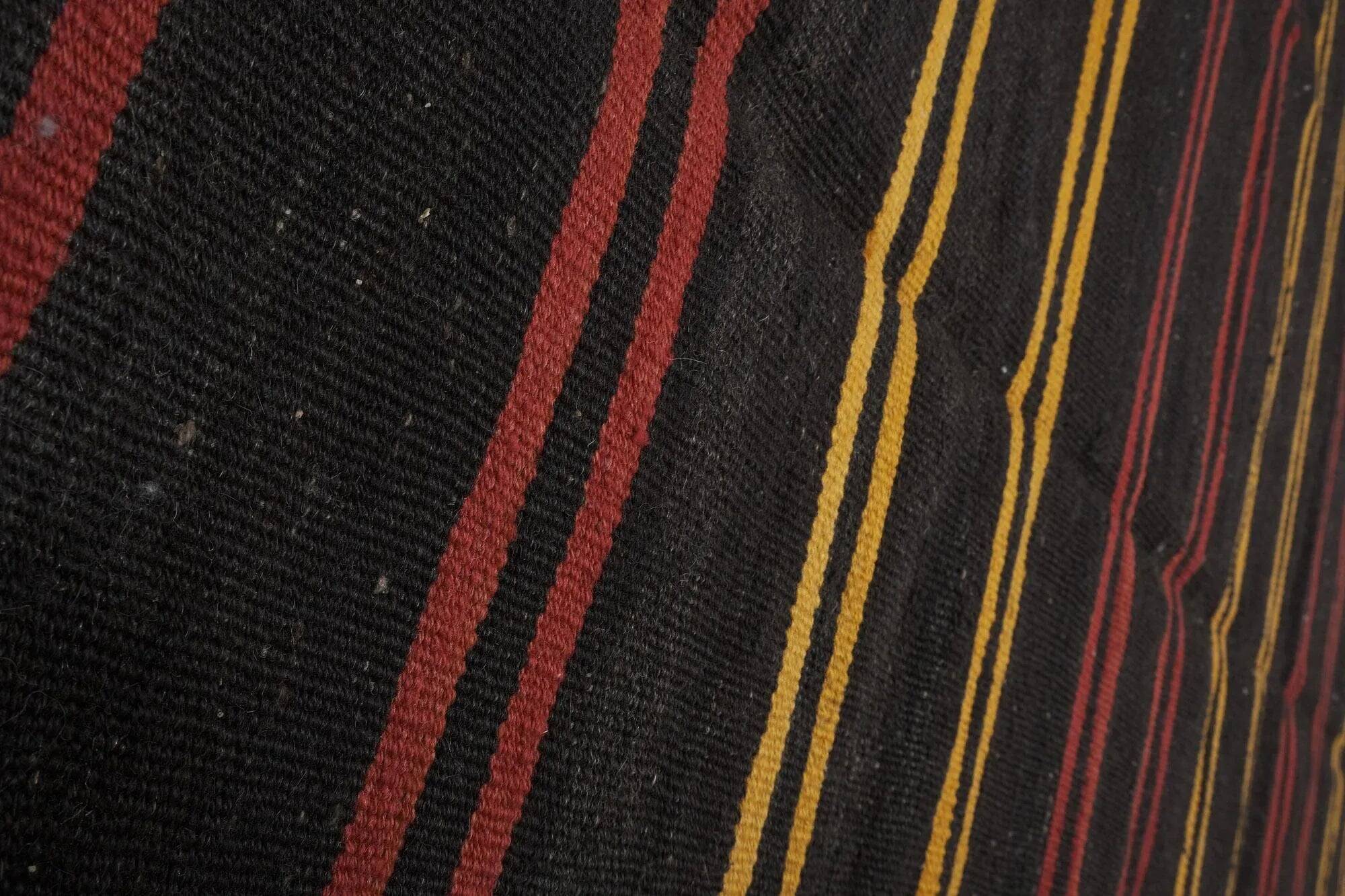 Vintage Turkish kilim, handwoven, 230x420 cm.