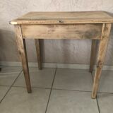 Farm table