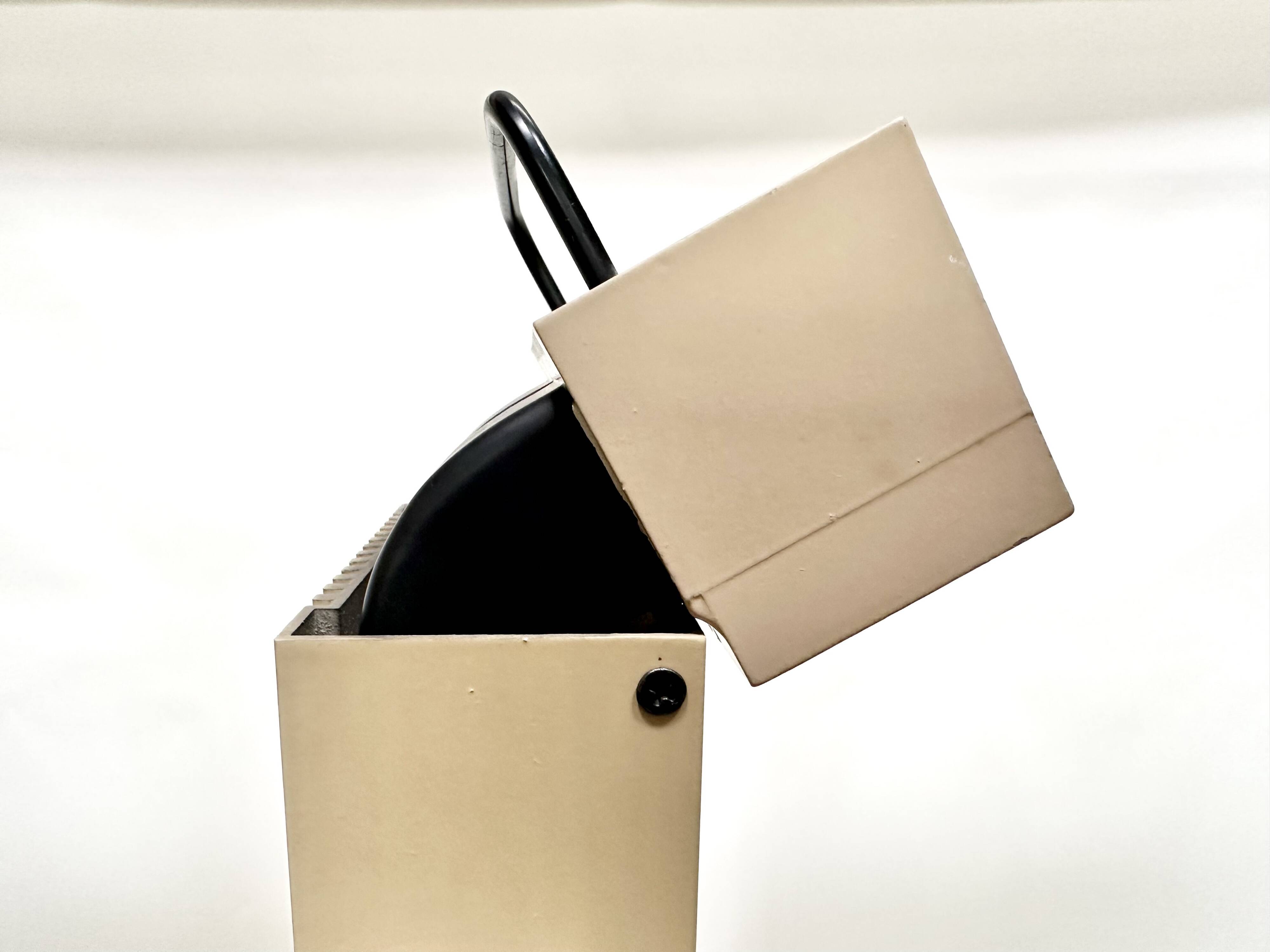 "Zagar" Halogen Floor Lamp, First Model in Metal by Silvio Carpani for Stilnovo, Italy 1978