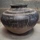 Pot ancien en terre cuite noir