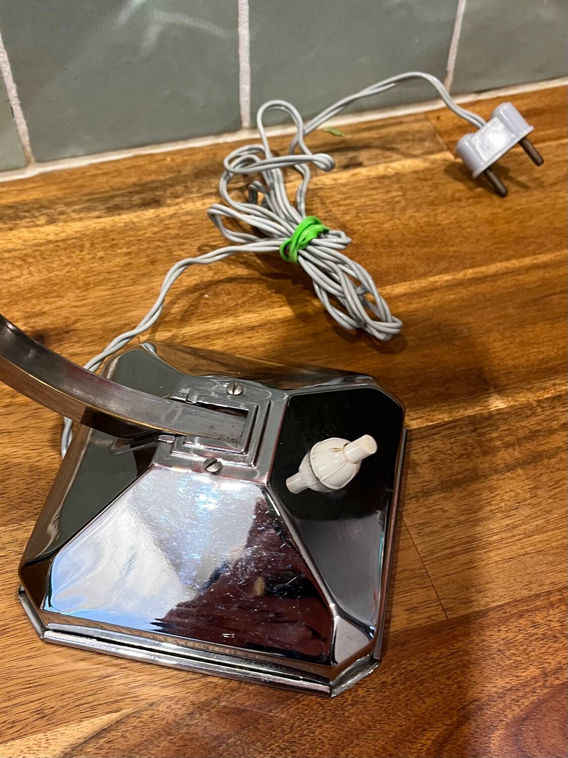 Art Deco lamp in chrome metal